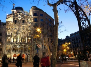 barcelona a la luz de la luna